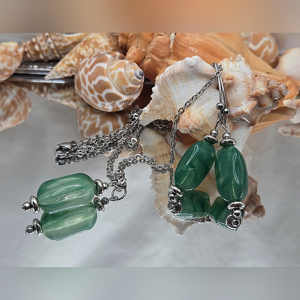 Elegant Handmade Green Beaded Necklace & Earings Set